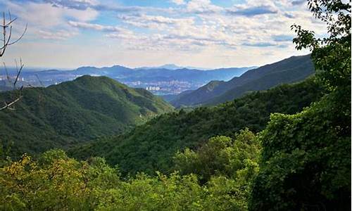 北京西山森林公园登山路线_北京西山森林公园登山路线图